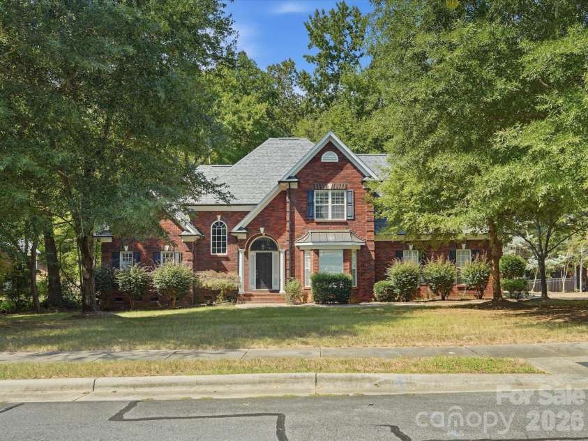 4801 Trey View Court, Mint Hill, NC 28227.  MLS# CAR4426629, YatesRealty ID 52063. 