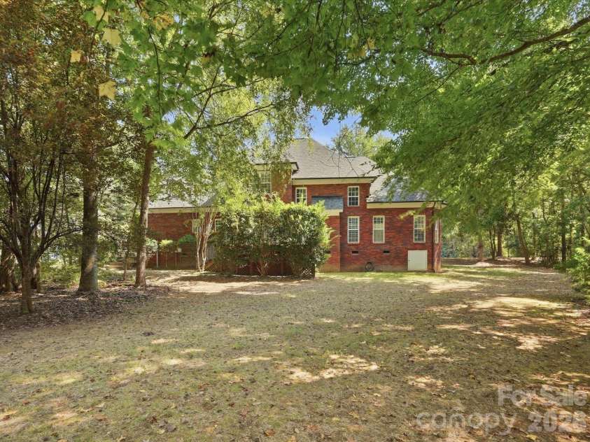 4801 Trey View Court, Mint Hill, NC 28227.  MLS# CAR4426629, YatesRealty ID 52063. 