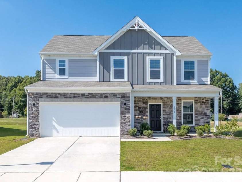 2624 Clipper Court, Concord, NC 28027.  MLS# CAR4423548, YatesRealty ID 52066. 