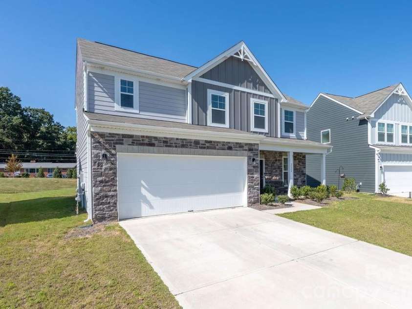 2624 Clipper Court, Concord, NC 28027.  MLS# CAR4423548, YatesRealty ID 52066. 