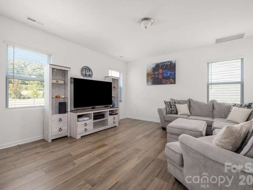 2624 Clipper Court, Concord, NC 28027.  MLS# CAR4423548, YatesRealty ID 52066. 
