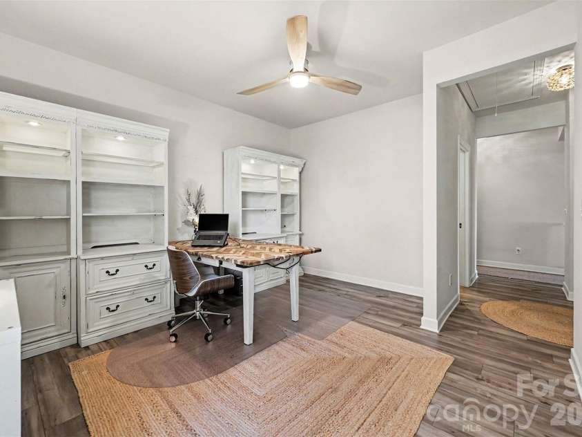 6411 Barcelona Way, Charlotte, NC 28214.  MLS# CAR4419380, YatesRealty ID 52067. 