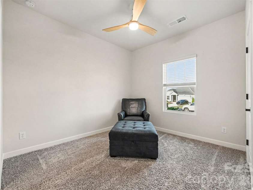 6411 Barcelona Way, Charlotte, NC 28214.  MLS# CAR4419380, YatesRealty ID 52067. 