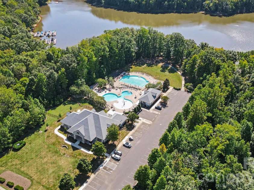 6411 Barcelona Way, Charlotte, NC 28214.  MLS# CAR4419380, YatesRealty ID 52067. 