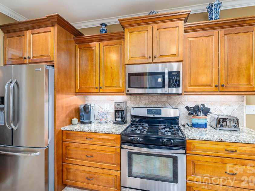 4708 McDade Lane, Gastonia, NC 28056.  MLS# CAR4423980, YatesRealty ID 52068. 