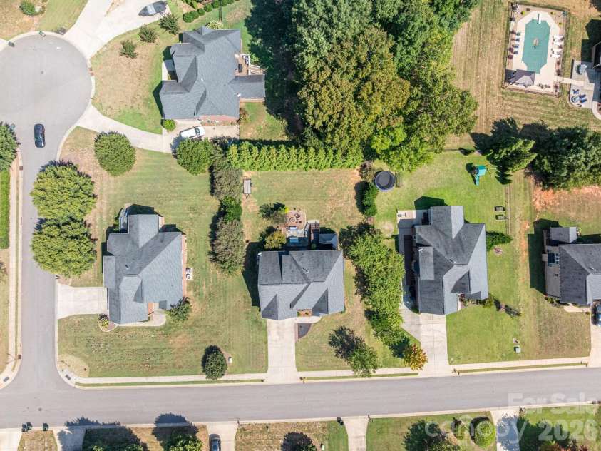 4708 McDade Lane, Gastonia, NC 28056.  MLS# CAR4423980, YatesRealty ID 52068. 