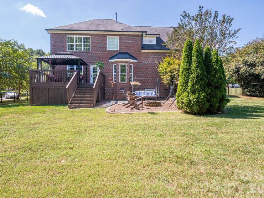 4708 McDade Lane, Gastonia, NC 28056.  MLS# CAR4423980, YatesRealty ID 52068. 