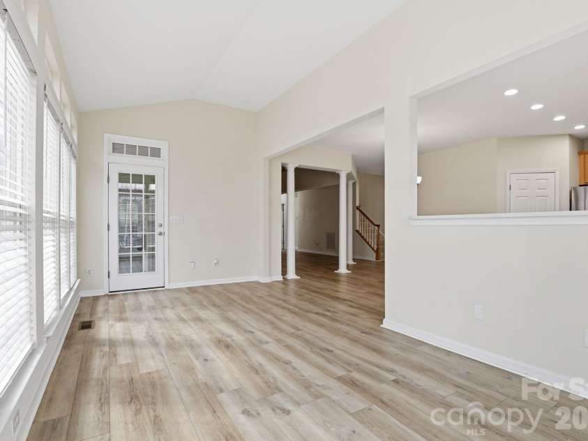 3909 Meadow Green Drive, Charlotte, NC 28269.  MLS# CAR4352571, YatesRealty ID 5207. 