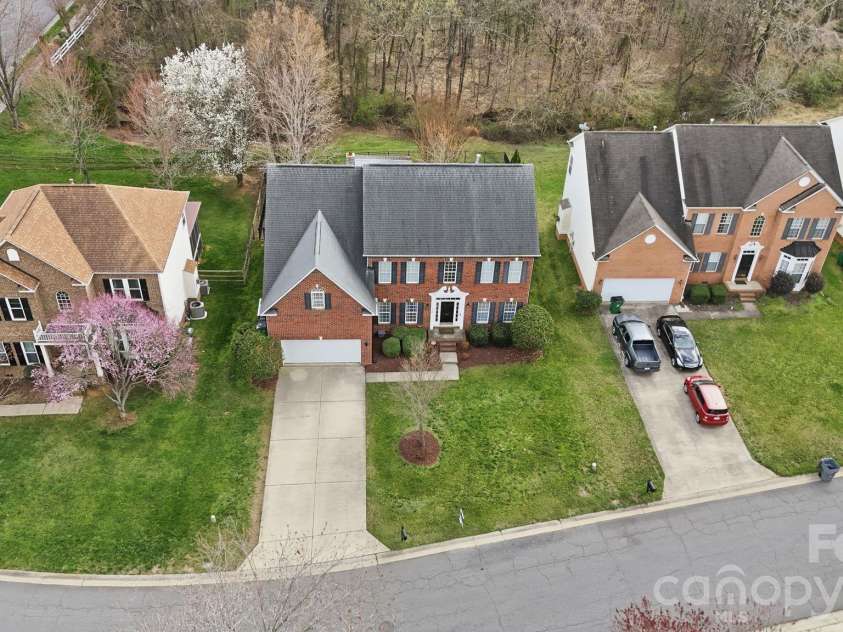 3909 Meadow Green Drive, Charlotte, NC 28269.  MLS# CAR4352571, YatesRealty ID 5207. 