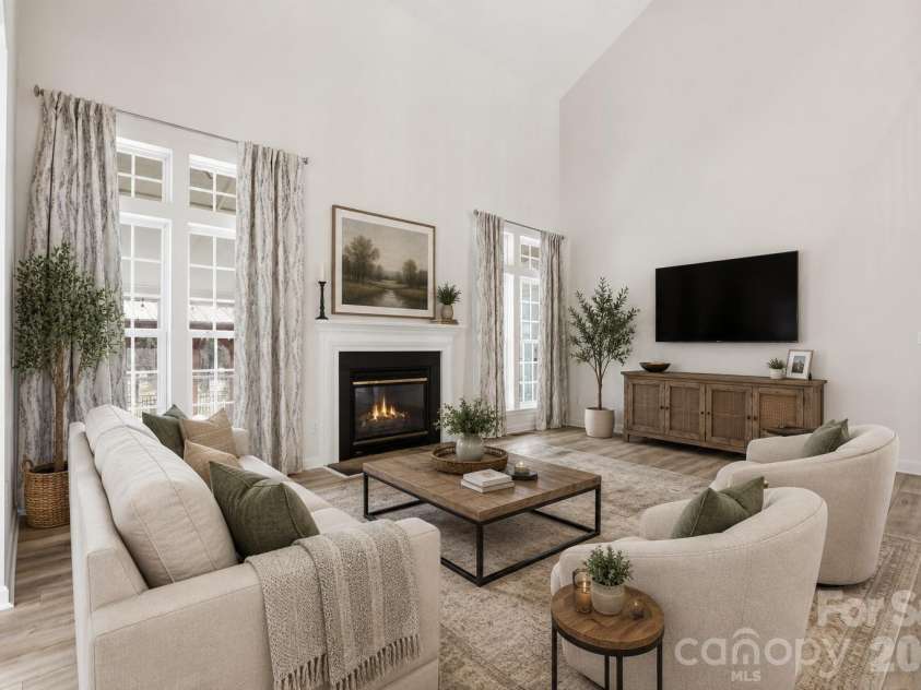 3909 Meadow Green Drive, Charlotte, NC 28269.  MLS# CAR4352571, YatesRealty ID 5207. Virtual Staged