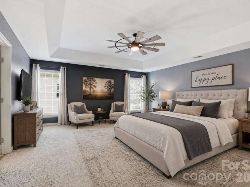 3909 Meadow Green Drive, Charlotte, NC 28269.  MLS# CAR4352571, YatesRealty ID 5207. Virtual Staged