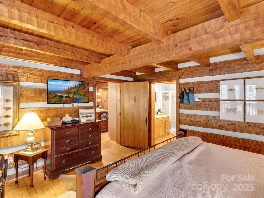 7810 Little Snowbird Road, Robbinsville, NC 28771.  MLS# CAR4240295, YatesRealty ID 5207. 