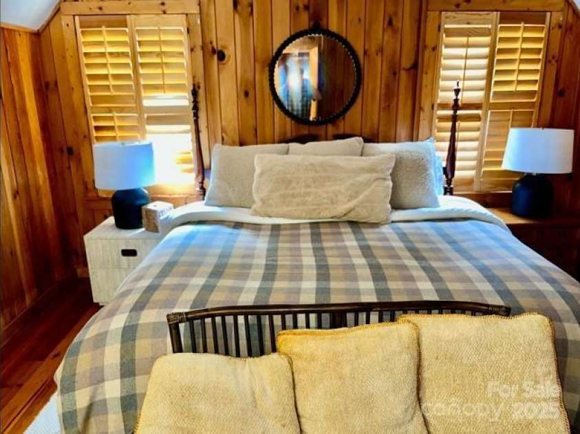 7810 Little Snowbird Road, Robbinsville, NC 28771.  MLS# CAR4240295, YatesRealty ID 5207. 