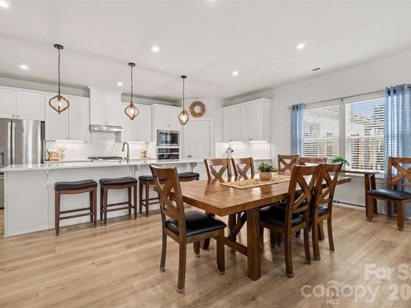 6513 Cumberland Drive, Harrisburg, NC 28075.  MLS# CAR4426198, YatesRealty ID 52070. Dining area