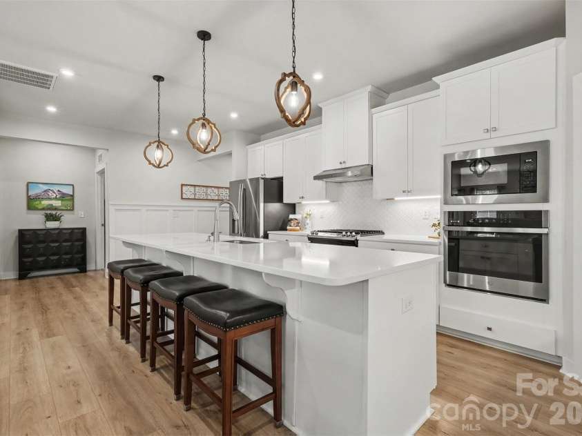 6513 Cumberland Drive, Harrisburg, NC 28075.  MLS# CAR4426198, YatesRealty ID 52070. Wall oven and microwave