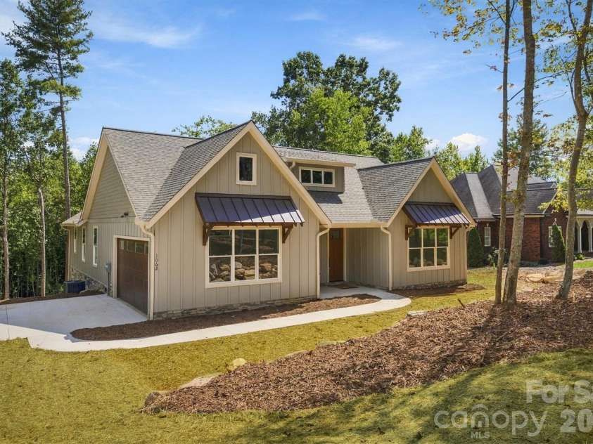1062 Faith Court, Morganton, NC 28655.  MLS# CAR4425222, YatesRealty ID 52074. 