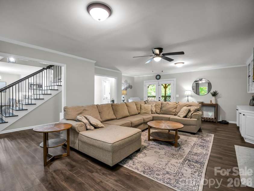 215 Hillcrest Drive, Columbus, NC 28722.  MLS# CAR4424908, YatesRealty ID 52075. 