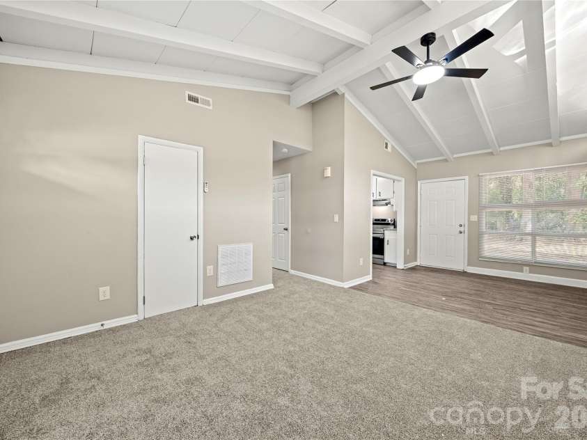 4821 Northaven Drive, Charlotte, NC 28206.  MLS# CAR4426183, YatesRealty ID 52076. 