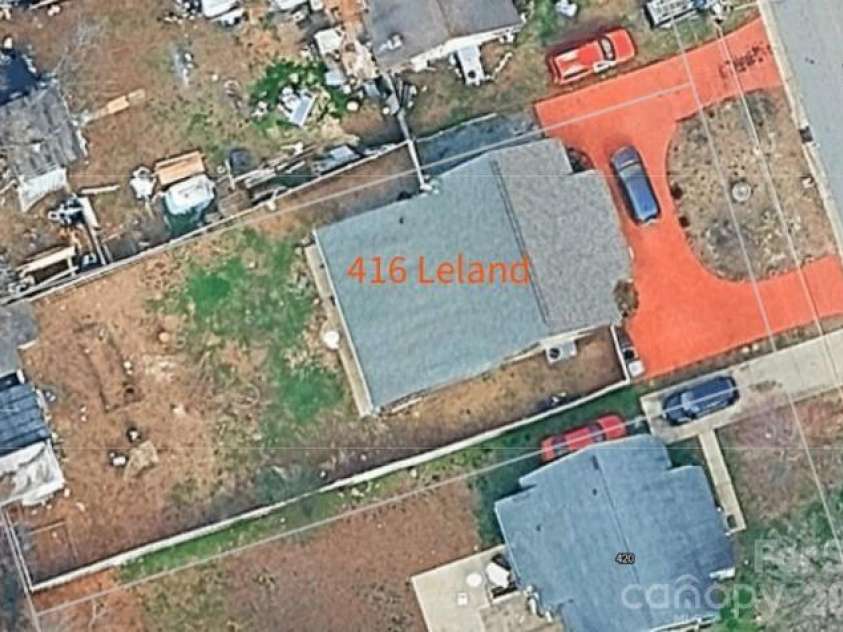 416 Leland Street, Charlotte, NC 28214.  MLS# CAR4426647, YatesRealty ID 52078. 