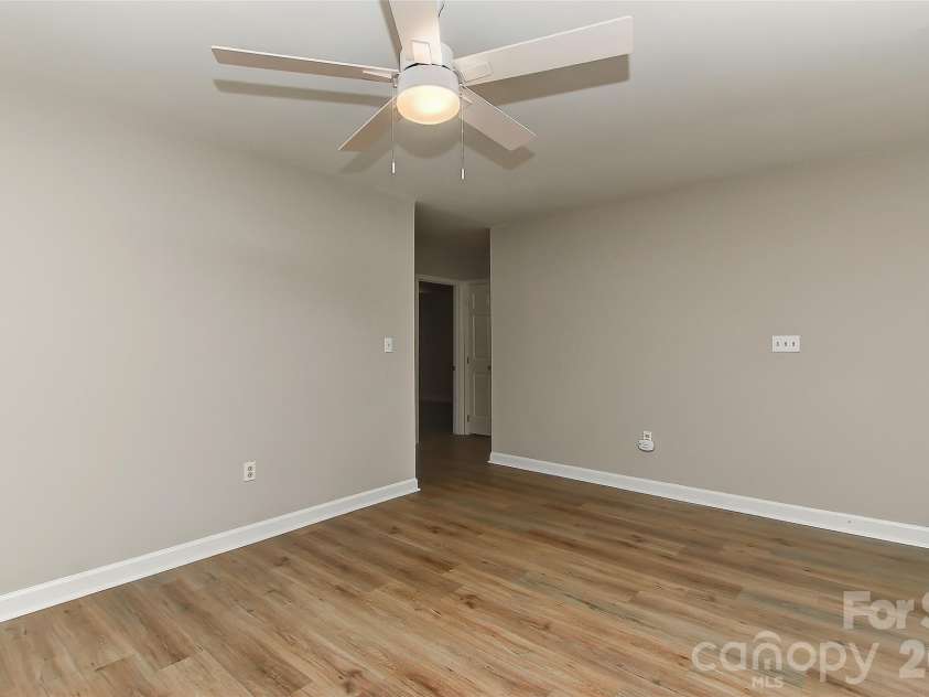 1023 Cranberry Circle, Fort Mill, SC 29715.  MLS# CAR4426644, YatesRealty ID 52079. Living room