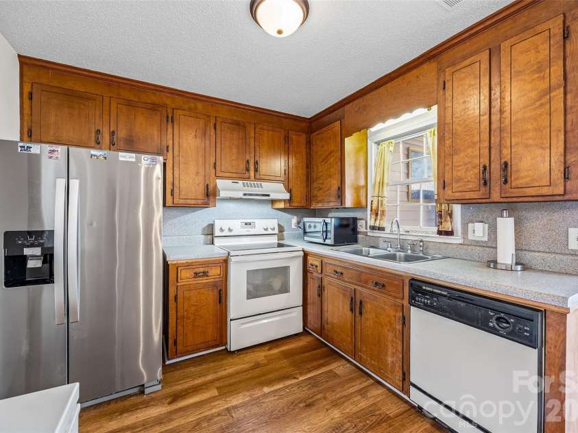 123 Neely Court, Rock Hill, SC 29732.  MLS# CAR4354559, YatesRealty ID 5208. 