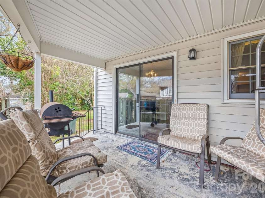 123 Neely Court, Rock Hill, SC 29732.  MLS# CAR4354559, YatesRealty ID 5208. 