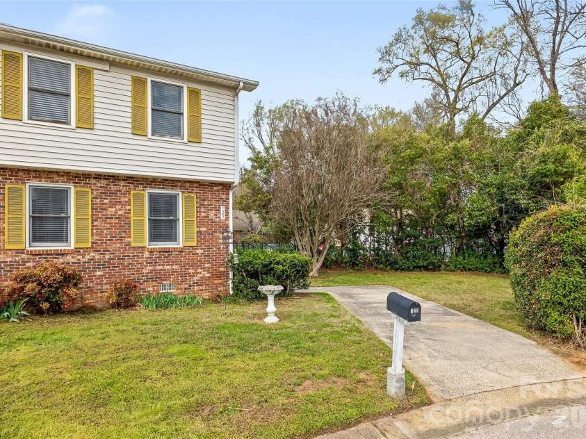 123 Neely Court, Rock Hill, SC 29732.  MLS# CAR4354559, YatesRealty ID 5208. 