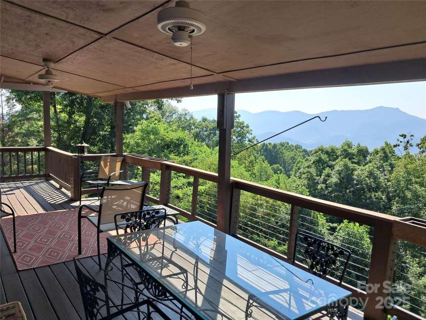 514 Skyridge Drive, Clyde, NC 28721.  MLS# CAR4196060, YatesRealty ID 5208. 