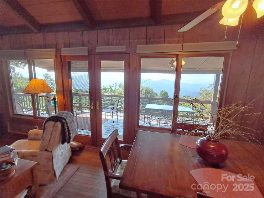 514 Skyridge Drive, Clyde, NC 28721.  MLS# CAR4196060, YatesRealty ID 5208. 