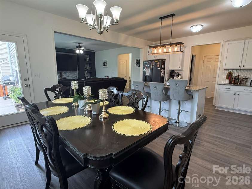 129 Mooring Drive, Statesville, NC 28677.  MLS# CAR4410361, YatesRealty ID 52080. 