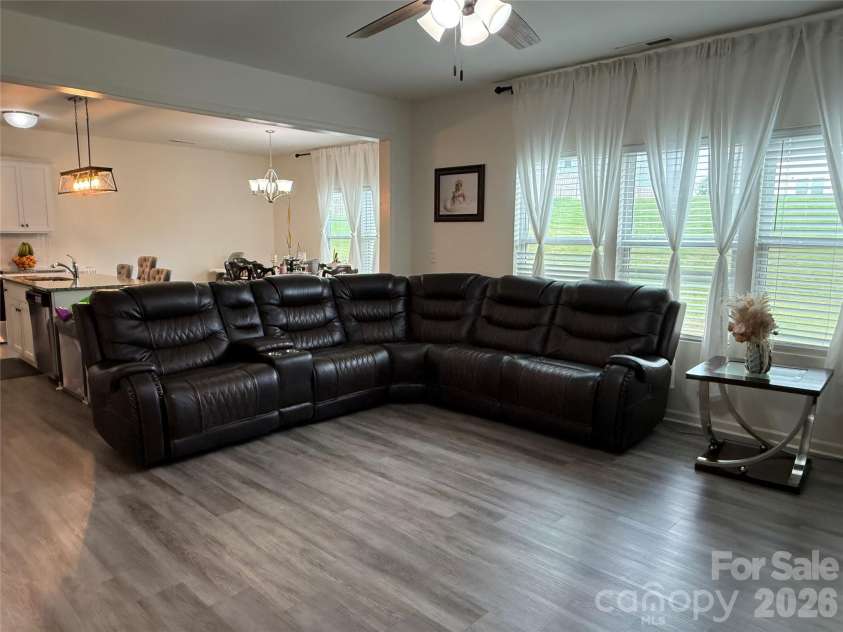 129 Mooring Drive, Statesville, NC 28677.  MLS# CAR4410361, YatesRealty ID 52080. 