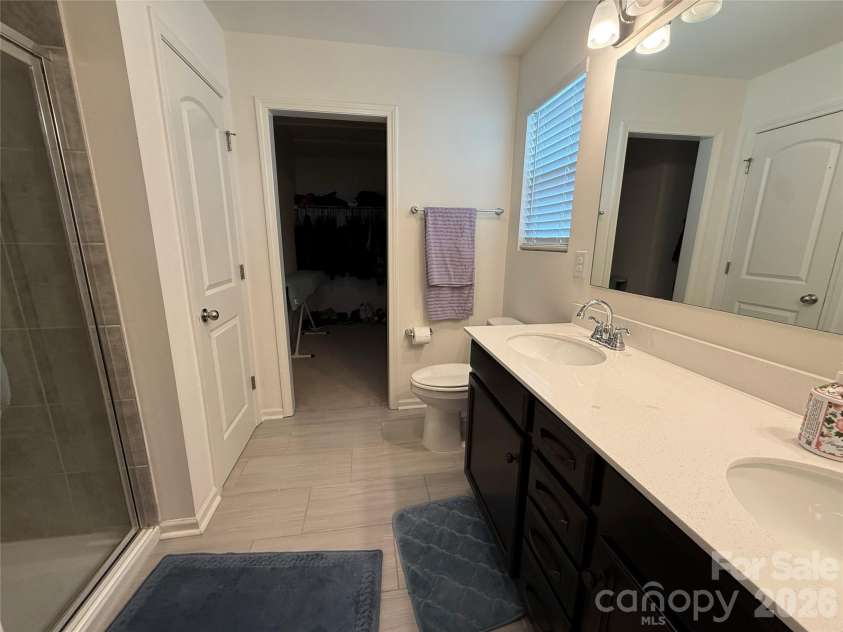 129 Mooring Drive, Statesville, NC 28677.  MLS# CAR4410361, YatesRealty ID 52080. 
