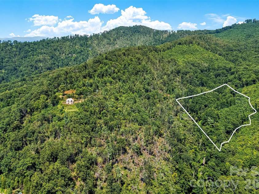 44 Azura None, Weaverville, NC 28787.  MLS# CAR4424758, YatesRealty ID 52081. 