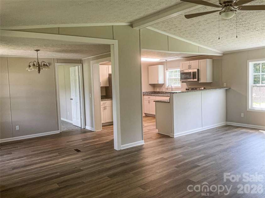 204 Conifer Drive, Statesville, NC 28625.  MLS# CAR4426663, YatesRealty ID 52085. 