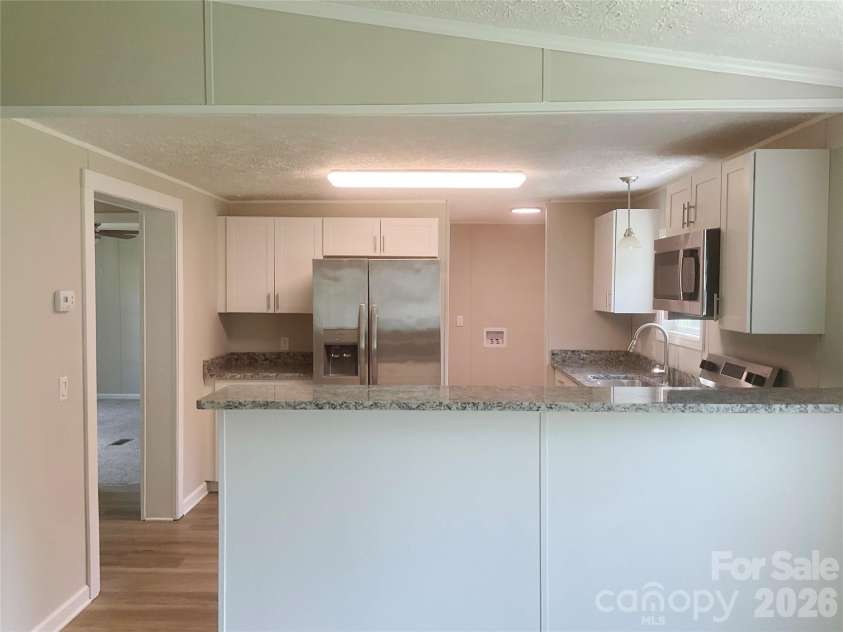 204 Conifer Drive, Statesville, NC 28625.  MLS# CAR4426663, YatesRealty ID 52085. 
