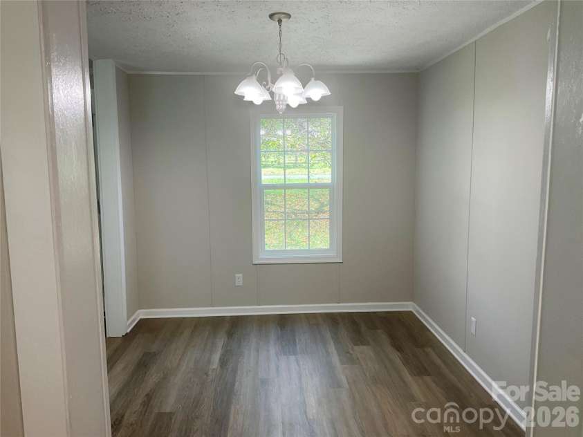 204 Conifer Drive, Statesville, NC 28625.  MLS# CAR4426663, YatesRealty ID 52085. 