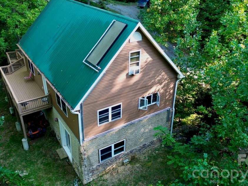278 Kelses Valley Drive, Mars Hill, NC 28754.  MLS# CAR4417135, YatesRealty ID 52088. 