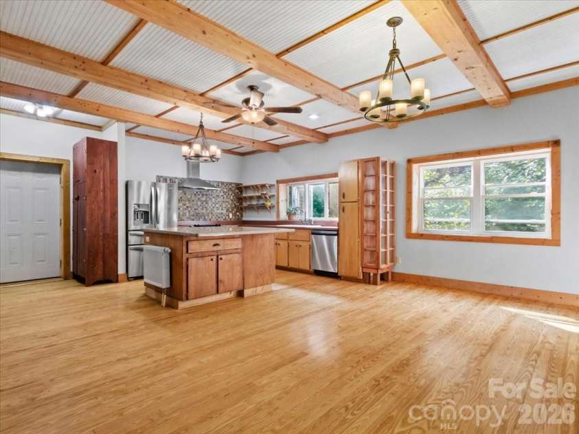 278 Kelses Valley Drive, Mars Hill, NC 28754.  MLS# CAR4417135, YatesRealty ID 52088. 
