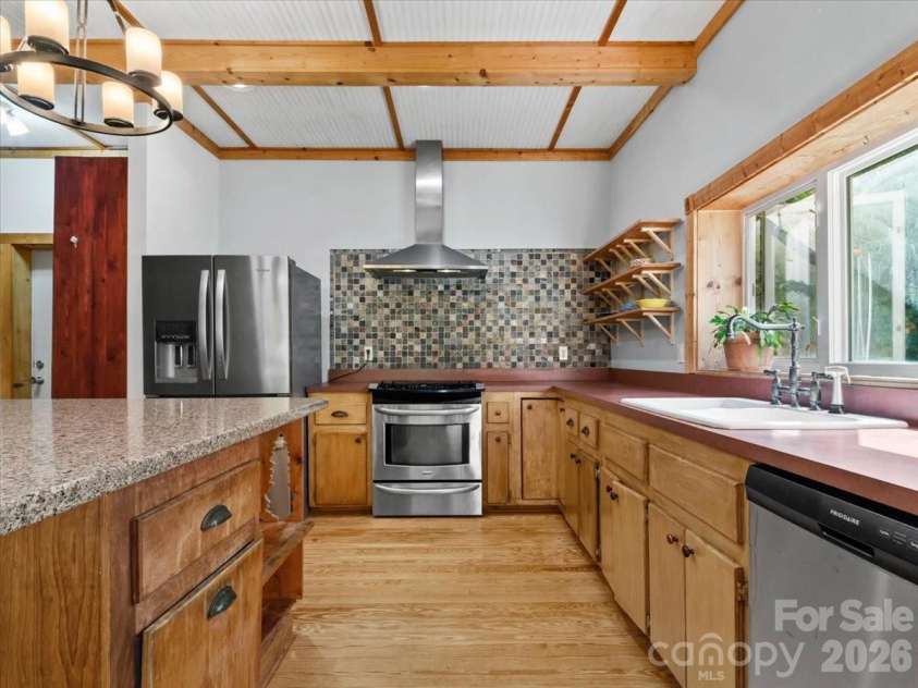 278 Kelses Valley Drive, Mars Hill, NC 28754.  MLS# CAR4417135, YatesRealty ID 52088. 