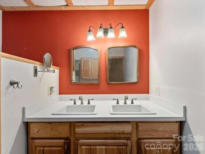 278 Kelses Valley Drive, Mars Hill, NC 28754.  MLS# CAR4417135, YatesRealty ID 52088. 