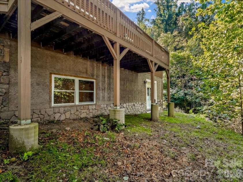 278 Kelses Valley Drive, Mars Hill, NC 28754.  MLS# CAR4417135, YatesRealty ID 52088. 