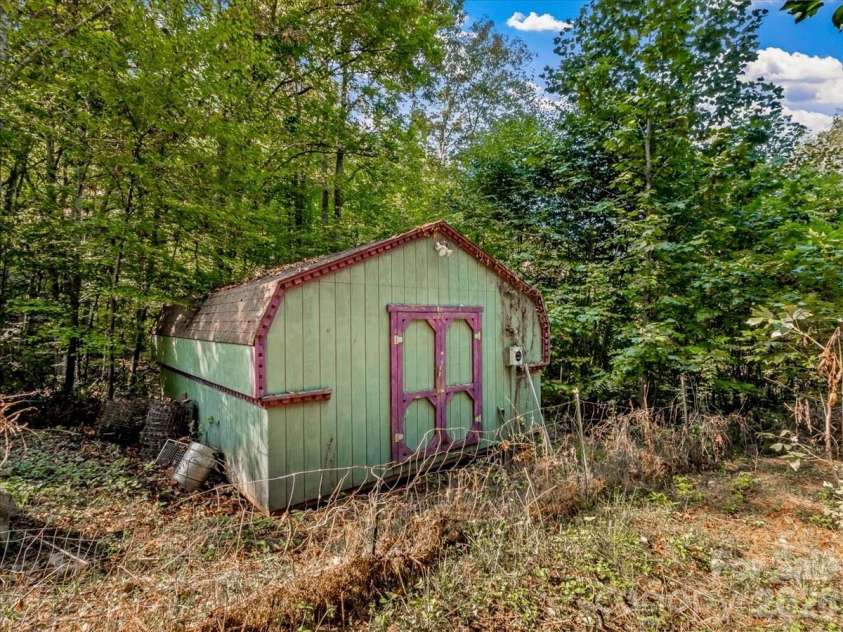 278 Kelses Valley Drive, Mars Hill, NC 28754.  MLS# CAR4417135, YatesRealty ID 52088. 