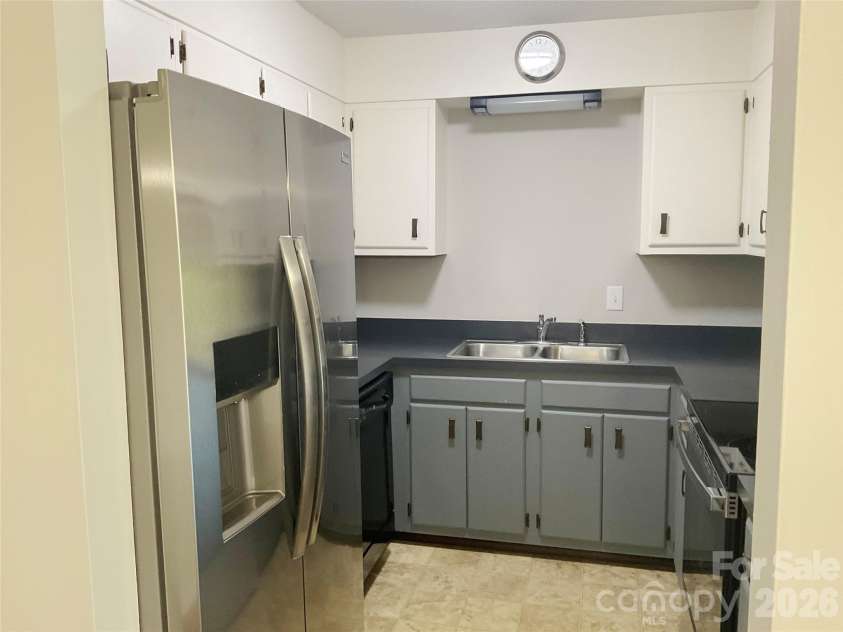 2116 Main Street, Kannapolis, NC 28081.  MLS# CAR4426676, YatesRealty ID 52089. 