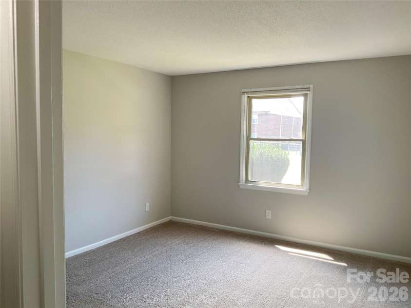 2116 Main Street, Kannapolis, NC 28081.  MLS# CAR4426676, YatesRealty ID 52089. 