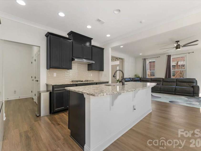 10032 Trailhead Way, Huntersville, NC 28078.  MLS# CAR4356498, YatesRealty ID 5209. 