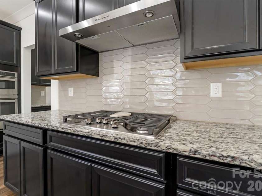 10032 Trailhead Way, Huntersville, NC 28078.  MLS# CAR4356498, YatesRealty ID 5209. 