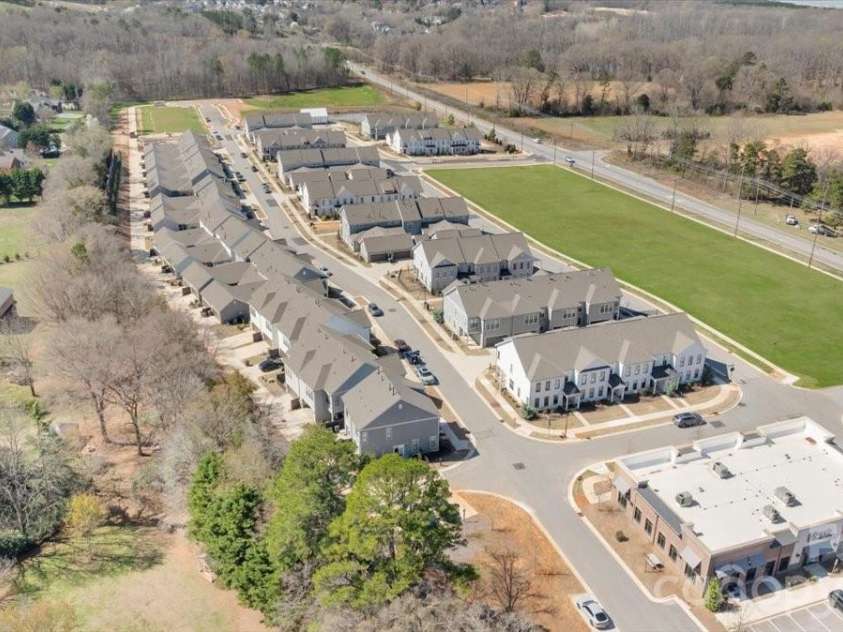 10032 Trailhead Way, Huntersville, NC 28078.  MLS# CAR4356498, YatesRealty ID 5209. 