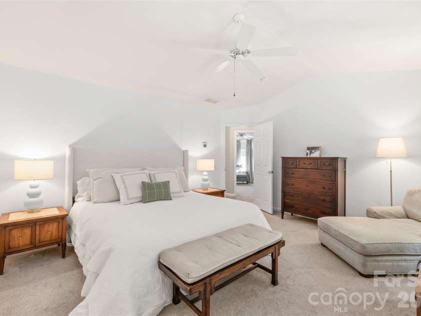 7606 Dinniston Drive, Huntersville, NC 28078.  MLS# CAR4422908, YatesRealty ID 52090. Primary Bedroom