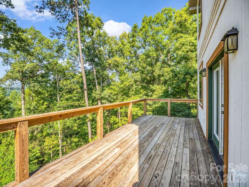 36 Pierpoint Drive, Lake Lure, NC 28746.  MLS# CAR4426662, YatesRealty ID 52091. 