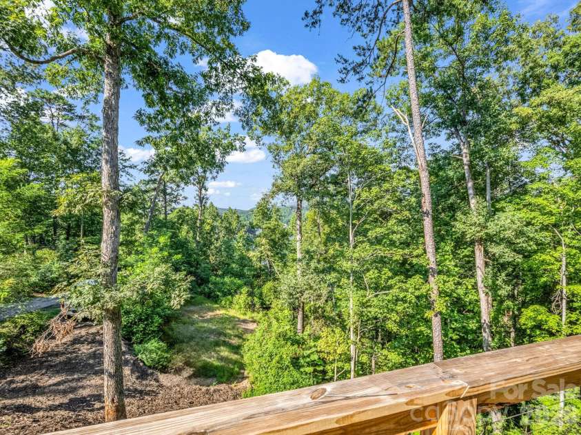 36 Pierpoint Drive, Lake Lure, NC 28746.  MLS# CAR4426662, YatesRealty ID 52091. 